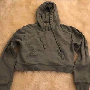 Cropped green hoodie